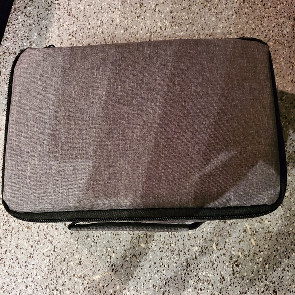 Elephas Mini Projector - Picture 2 of 5